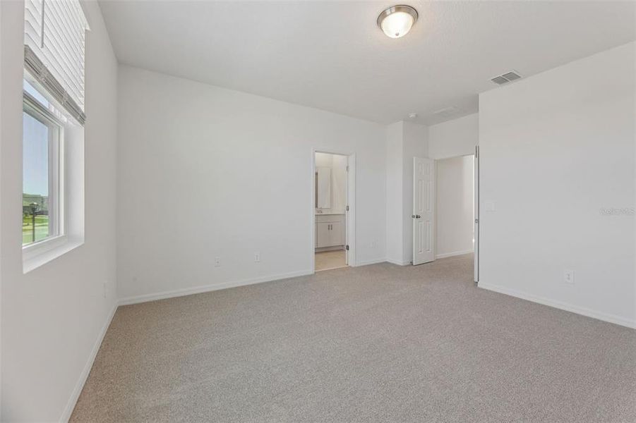 Spacious, unfurnished interior of a new home in The Meadow at Crossprairie Bungalows, St. Cloud (Image 21).