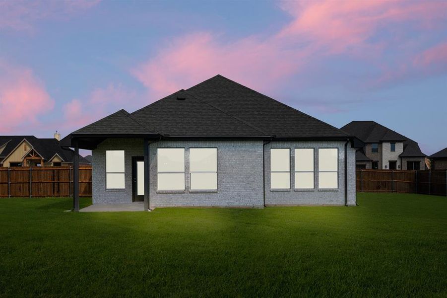 27_121 Grey Wolf- Twilight-1