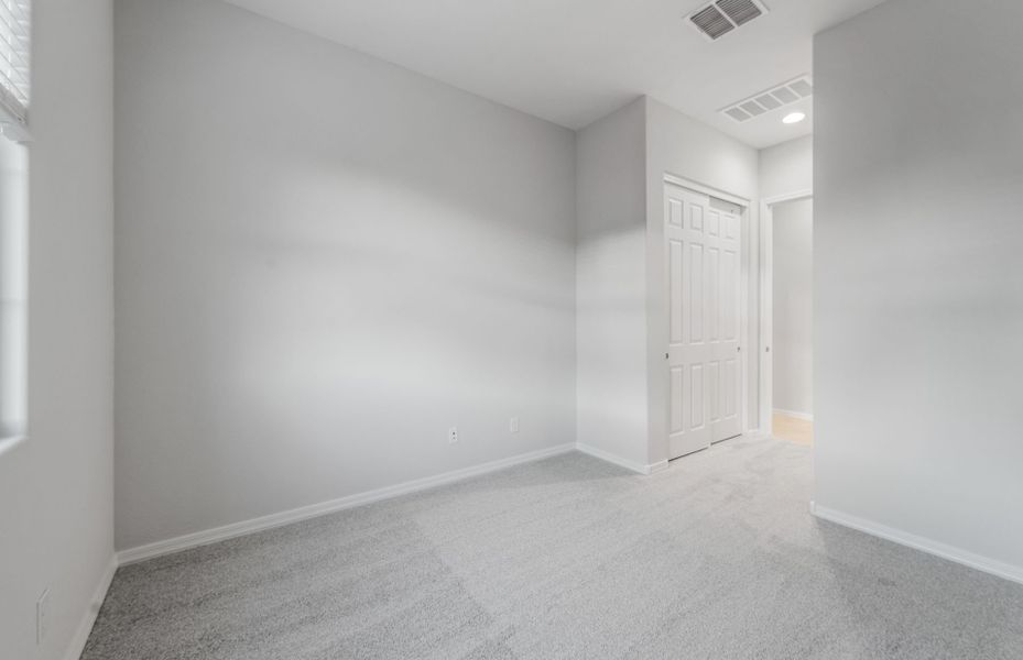 Spacious, unfurnished interior of a new home in Sun City Festival, Buckeye (Image 22). Spacious, unfurnished interior of a new home in Sun City Festival, Buckeye (Image 22).