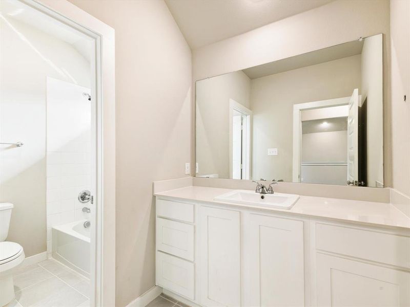 Furnished interior view inside a new home in , Forney (Image 18). Furnished interior view inside a new home in , Forney (Image 18).