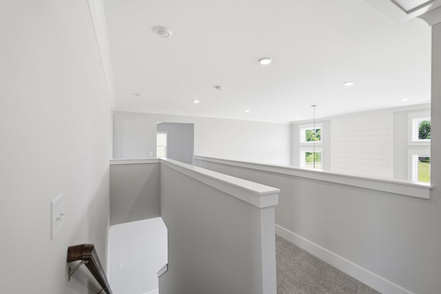 Spacious, unfurnished interior of a new home in Aden Woods, Fairview (Image 40).