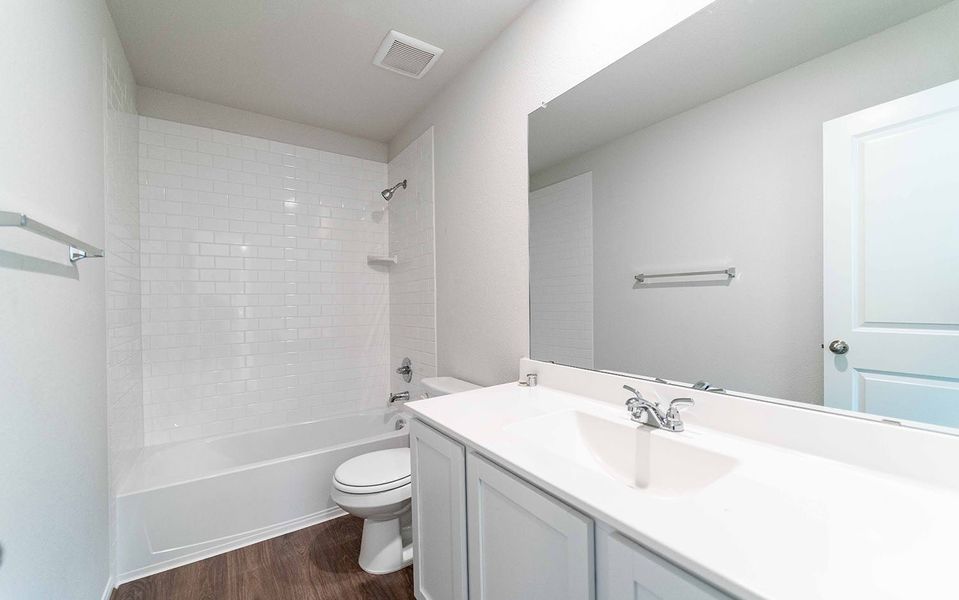 Furnished interior view inside a new home in Sanctuary, Salado (Image 7).