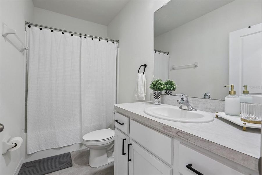 Furnished interior view inside a new home in Easthaven, Tampa (Image 18). Furnished interior view inside a new home in Easthaven, Tampa (Image 18).