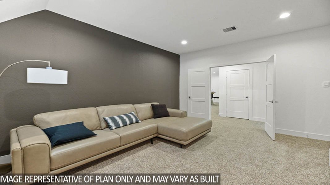 Furnished interior view inside a new home in River Ranch Estates, Dayton (Image 31).