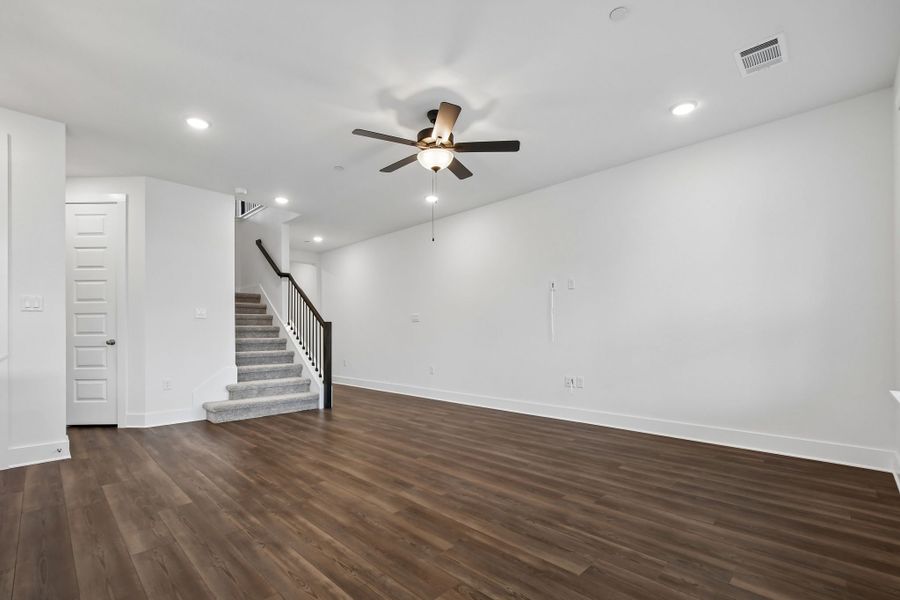 Spacious, unfurnished interior of a new home in Center 45, Round Rock (Image 34). Spacious, unfurnished interior of a new home in Center 45, Round Rock (Image 34).
