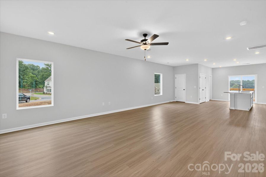 Spacious, unfurnished interior of a new home in Rhyne Court, Gastonia (Image 22).
