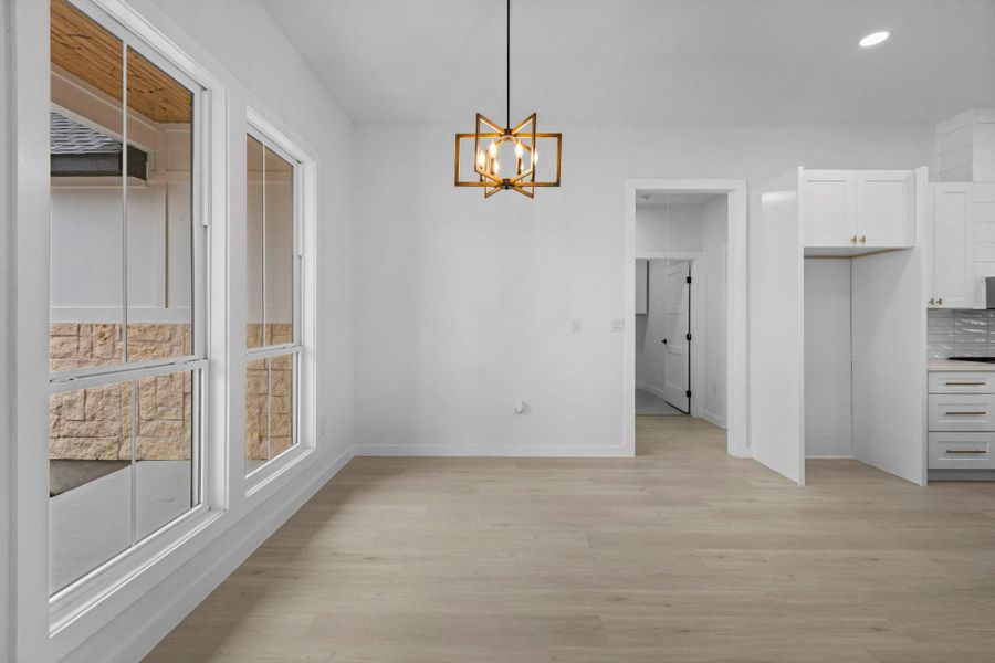 Spacious, unfurnished interior of a new home in , Wimberley (Image 19).