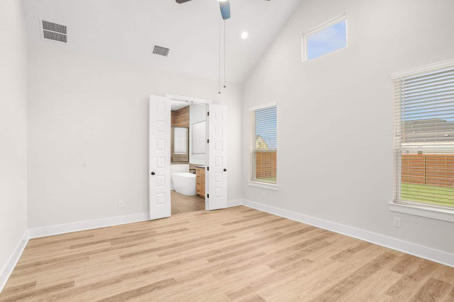 Representative unfurnished interior of a home built from the Cornell – 60′ Lot by Chesmar Homes in Lakes of Cane Island, Katy (Image 12).