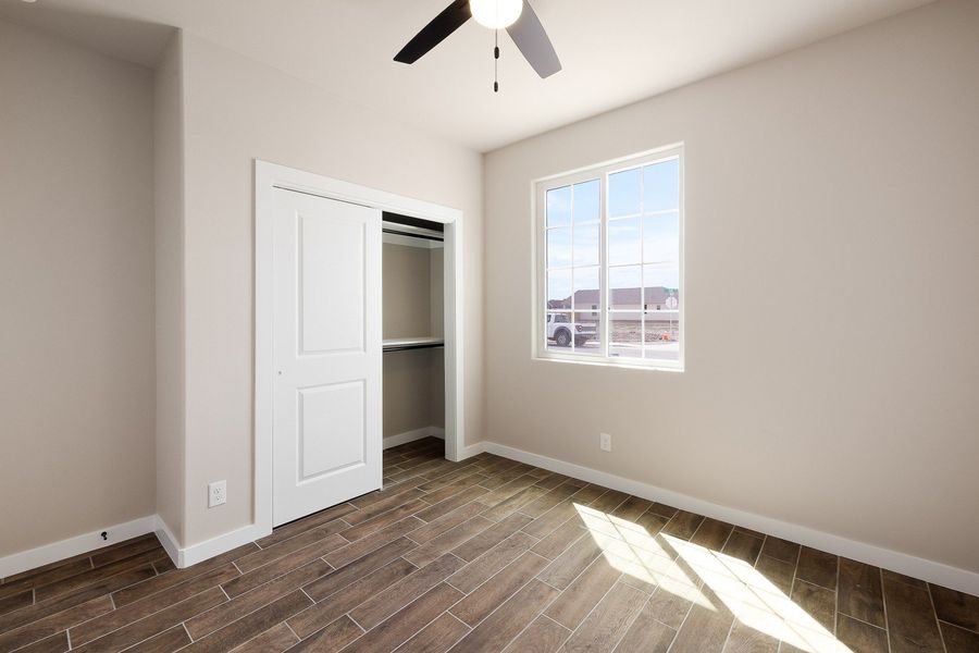 Spacious, unfurnished interior of a new home in Paloma Ranch, Harlingen (Image 11).