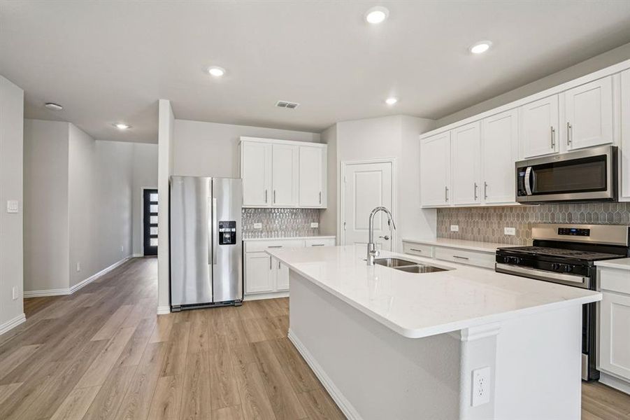 Photo is not of the actual home, but is an inspirational photo of builder’s model home and may depict options, furnishings, and/or decorator features that are not included. Photo is not of the actual home, but is an inspirational photo of builder’s model home and may depict options, furnishings, and/or decorator features that are not included.
