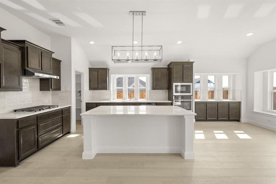 1013 Butterfly- Kitchen-1