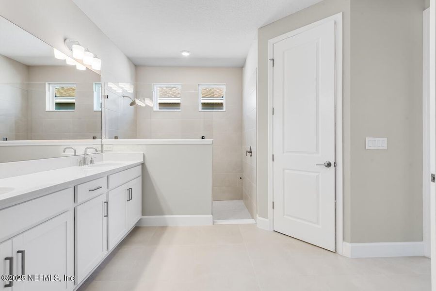 Furnished interior view inside a new home in Colbert Landings, Palm Coast (Image 9).