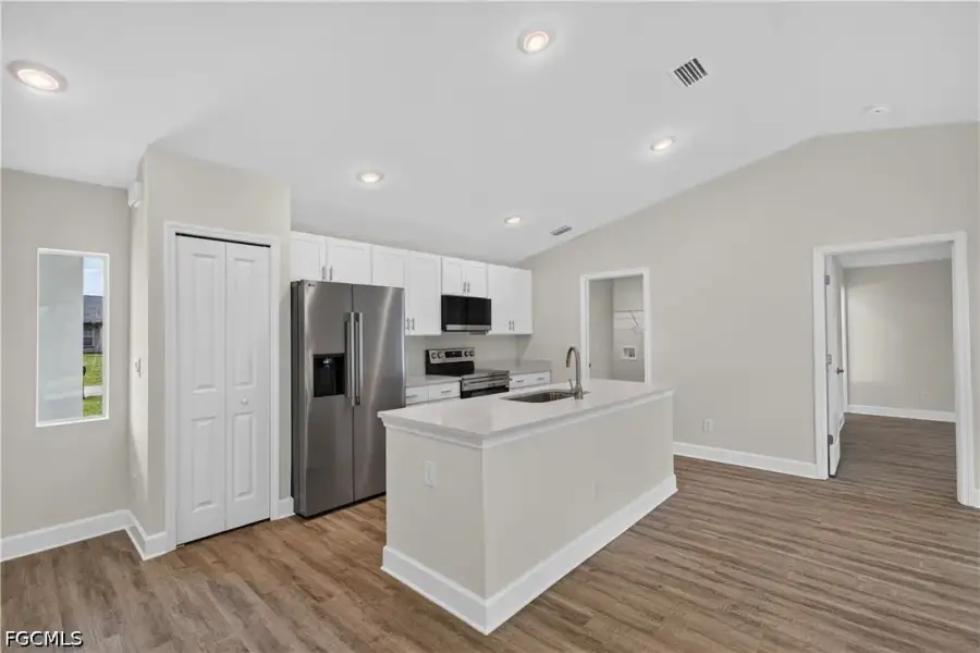 Furnished interior view inside a new home in Cape Coral, Cape Coral (Image 6).