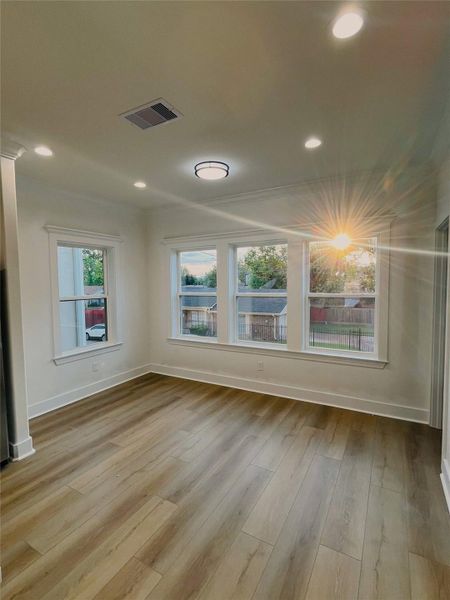 Spacious, unfurnished interior of a new home in , Houston (Image 16).