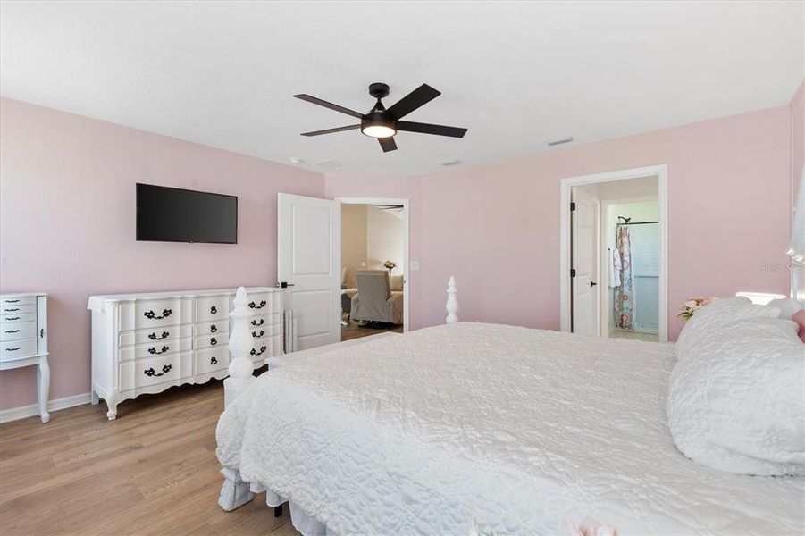 Furnished interior view inside a new home in , The Villages (Image 16).