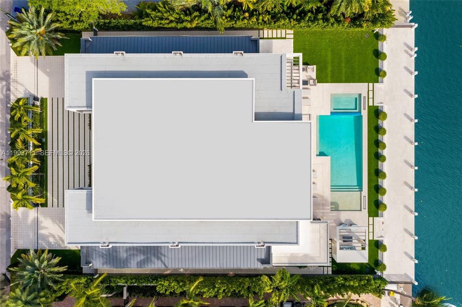 Image 84 of a home in .