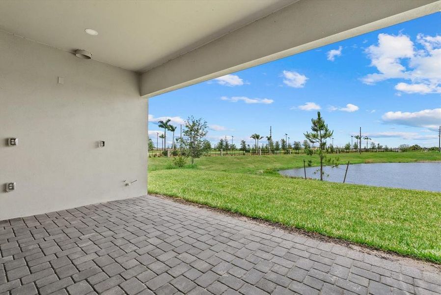 Exterior details and patio area of a home in , Parrish (Image 25).