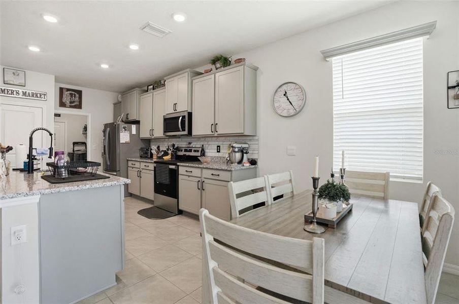Furnished interior view inside a new home in Waterford, Brooksville (Image 9).
