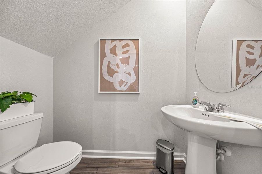 Furnished interior view inside a new home in , Ocala (Image 5).