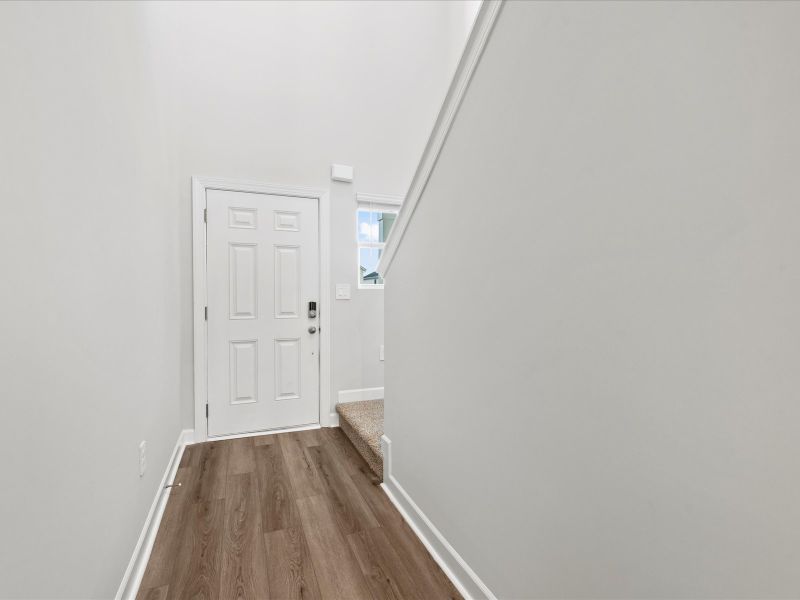 Spacious, unfurnished interior of a new home in Village at White Pine, Pendleton (Image 14).