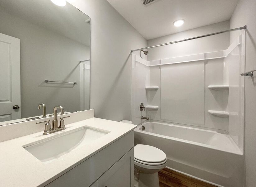 Furnished interior view inside a new home in Riverbrooke Townhomes, Simpsonville (Image 6). Furnished interior view inside a new home in Riverbrooke Townhomes, Simpsonville (Image 6).