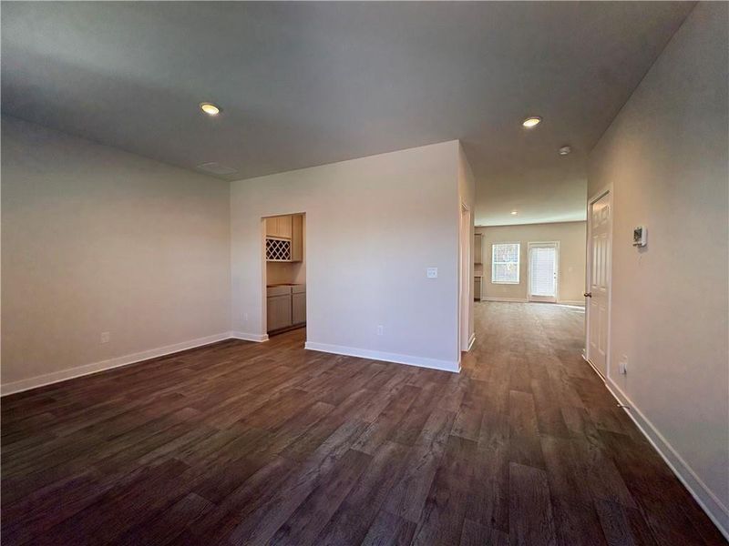 Spacious, unfurnished interior of a new home in Southern Hills, McDonough (Image 15).
