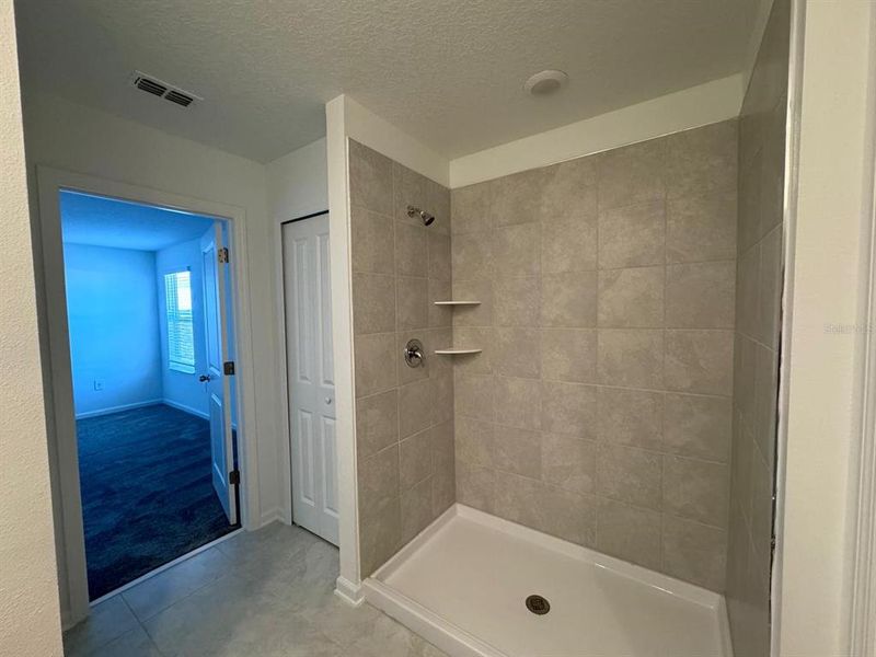 Image 45 of a home in Cascades.