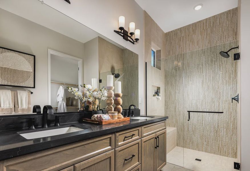 Liberty Primary Bath - 8 of 10