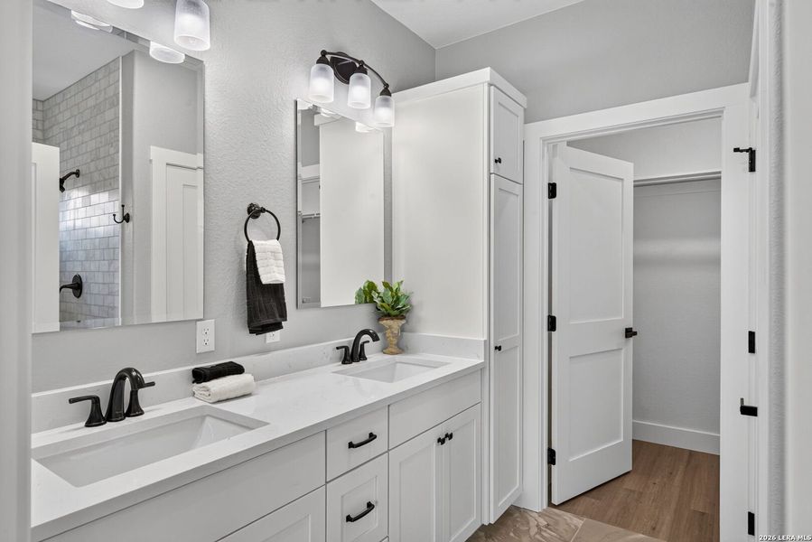 Furnished interior view inside a new home in , Kerrville (Image 35).