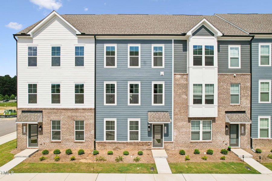 1-web-or-mls-DJI_0328 1-web-or-mls-DJI_0328