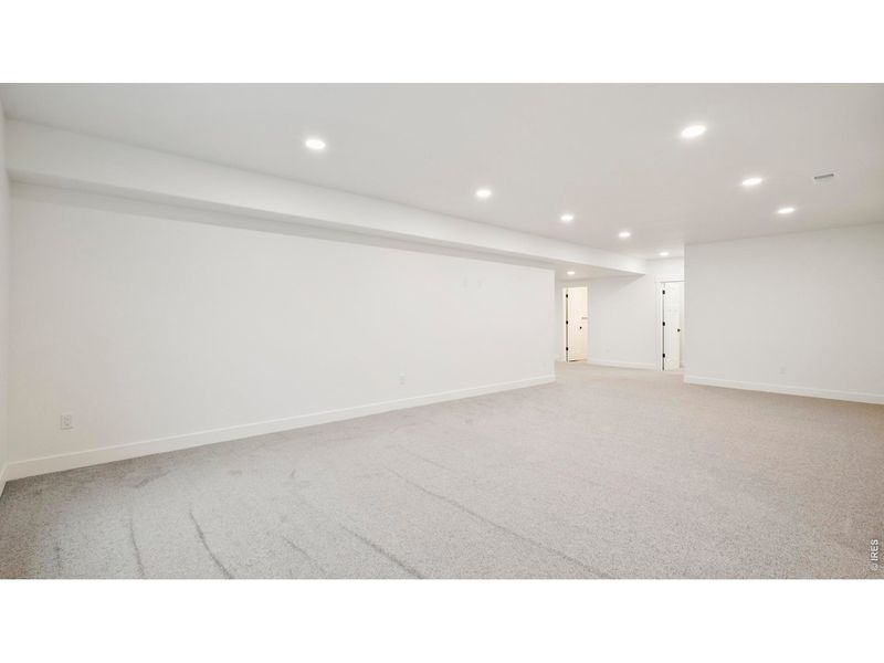 Spacious, unfurnished interior of a new home in , Fort Morgan (Image 25).