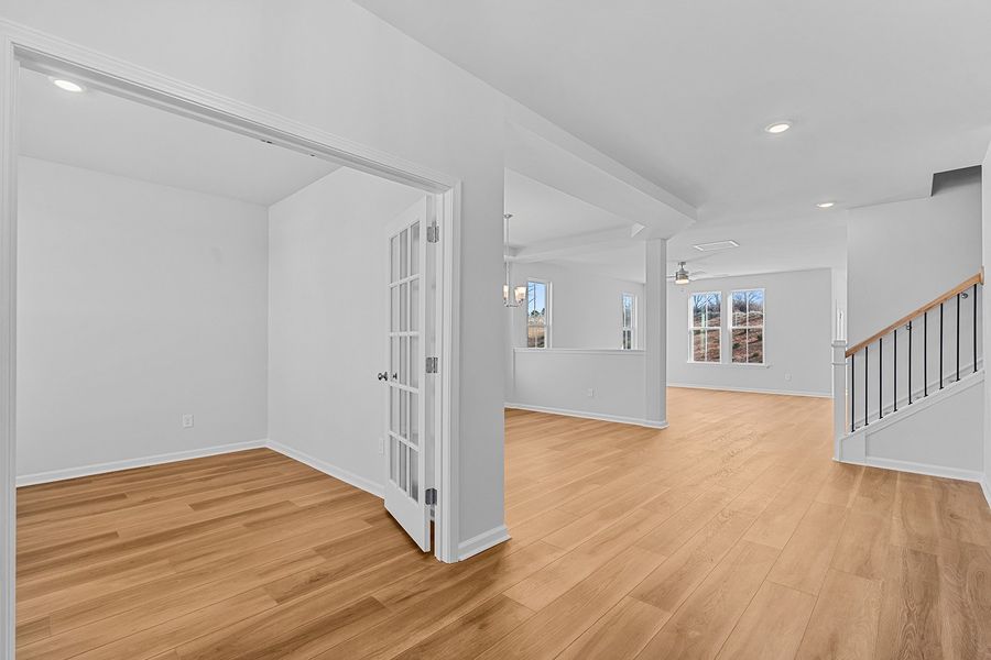 Spacious, unfurnished interior of a new home in Fieldstone, Lexington (Image 16). Spacious, unfurnished interior of a new home in Fieldstone, Lexington (Image 16).