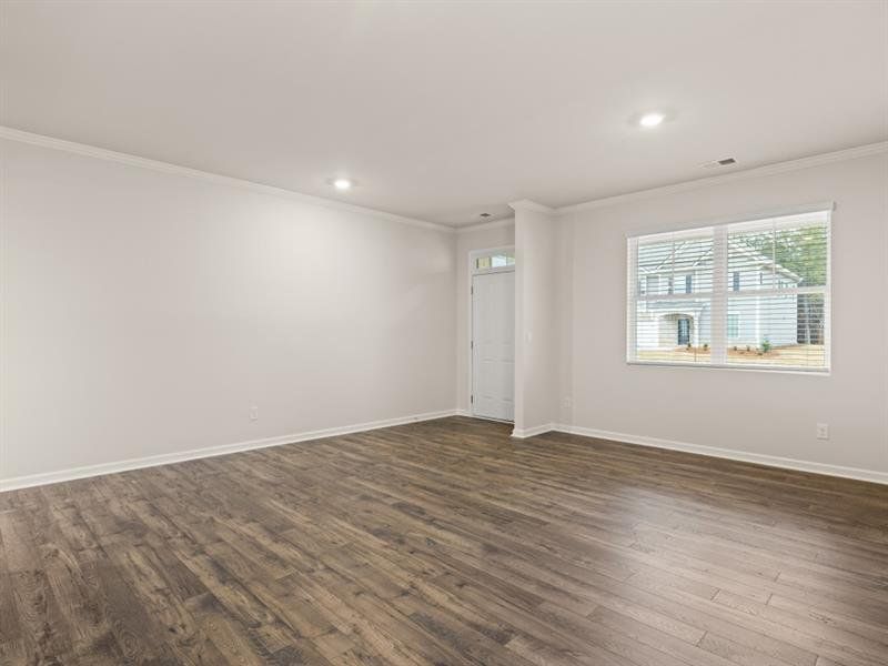 Spacious, unfurnished interior of a new home in Northwoods at Mirror Lake, Villa Rica (Image 46).