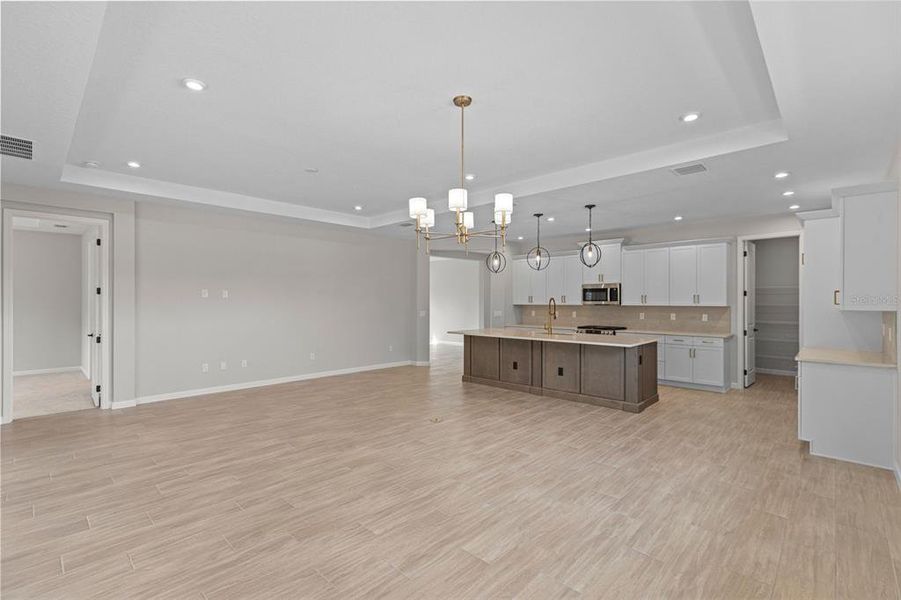 Spacious, unfurnished interior of a new home in Cresswind at Hammock Oaks, Lady Lake (Image 22). Spacious, unfurnished interior of a new home in Cresswind at Hammock Oaks, Lady Lake (Image 22).