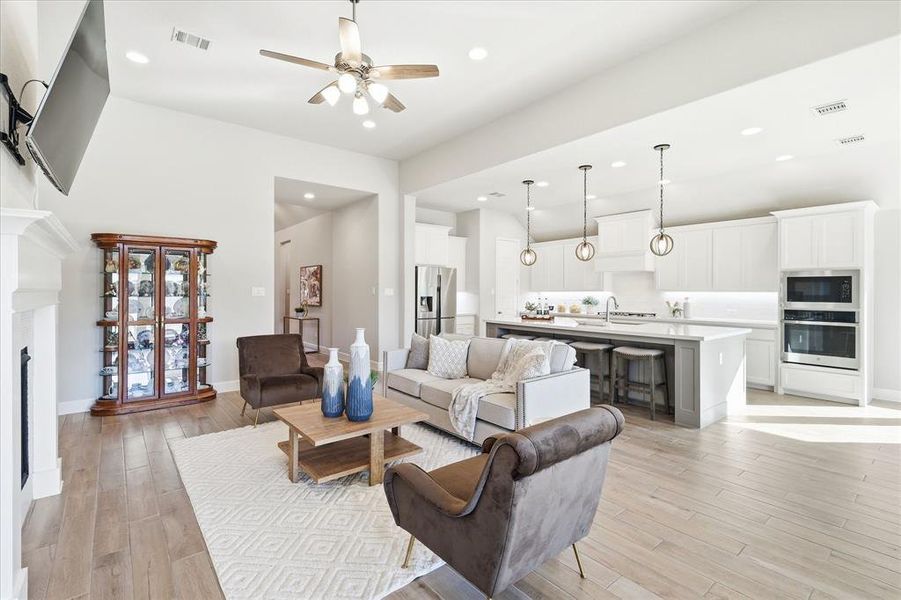 Furnished interior view inside a new home in Watercress 65', Haslet (Image 25). Furnished interior view inside a new home in Watercress 65', Haslet (Image 25).