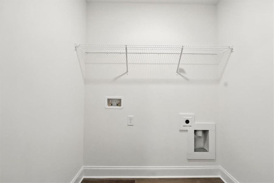 Spacious, unfurnished interior of a new home in , Hartwell (Image 28).