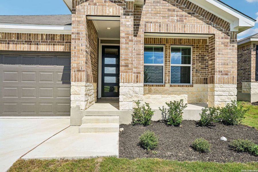 Exterior details and patio area of a home in Sagebrooke - Premier Series, San Antonio (Image 22).