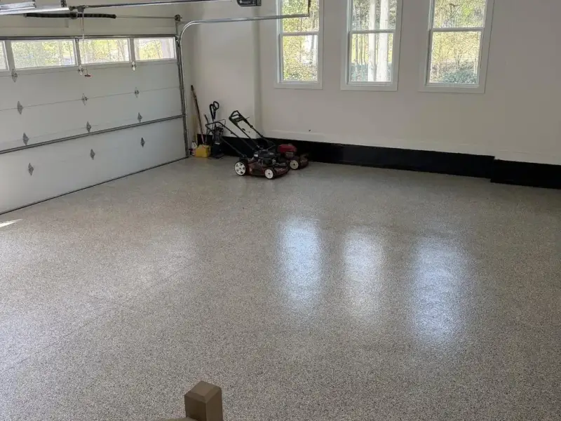 Spacious, unfurnished interior of a new home in , Hoschton (Image 27).