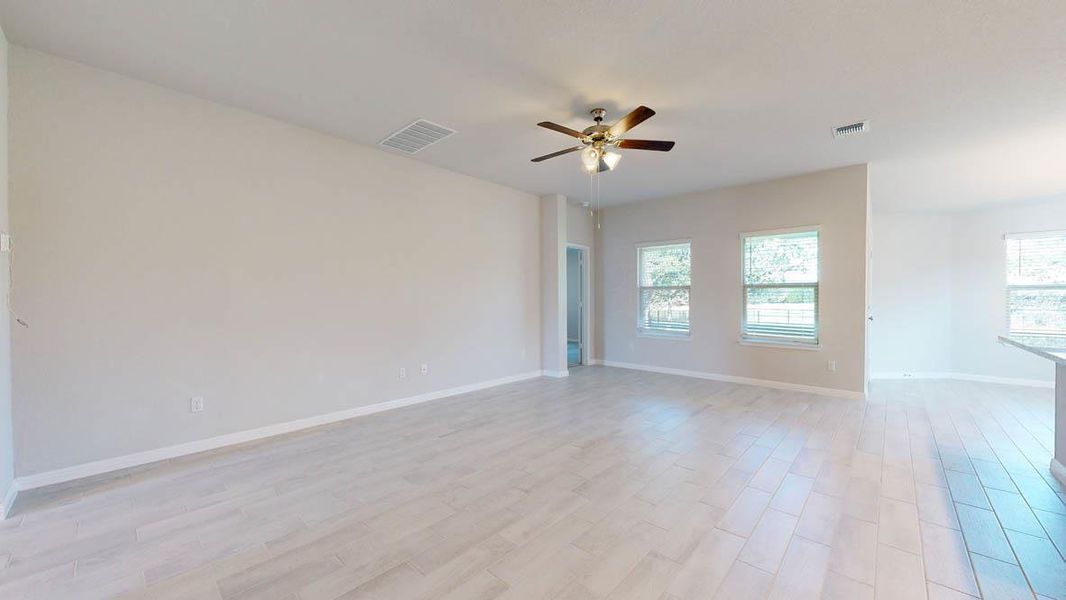 Spacious, unfurnished interior of a new home in Creekfall, Burnet (Image 9). Spacious, unfurnished interior of a new home in Creekfall, Burnet (Image 9).