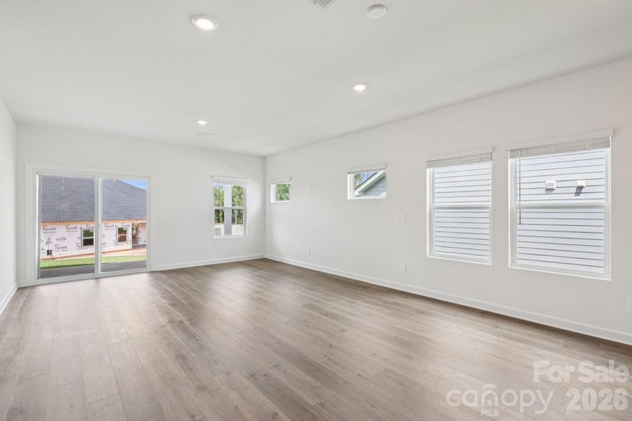 Photo is not of the actual home, but is an inspirational photo of builder’s model home and may depict options, furnishings, and/or decorator features that are not included Photo is not of the actual home, but is an inspirational photo of builder’s model home and may depict options, furnishings, and/or decorator features that are not included