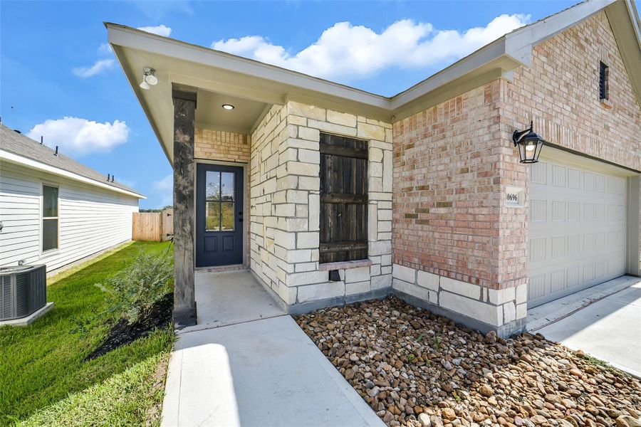 Exterior details and patio area of a home in Mostyn Springs, Magnolia (Image 21). Exterior details and patio area of a home in Mostyn Springs, Magnolia (Image 21).