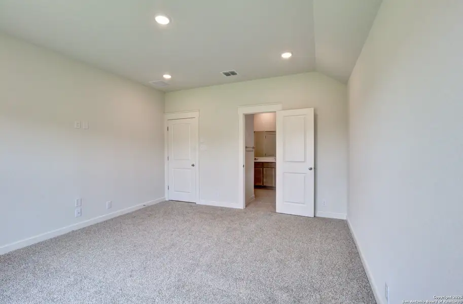 Spacious, unfurnished interior of a new home in Westridge - Premier, San Antonio (Image 14). Spacious, unfurnished interior of a new home in Westridge - Premier, San Antonio (Image 14).