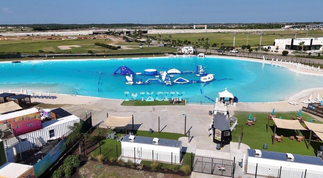 Community amenities in Lago Mar, Texas City (Image 18). Community amenities in Lago Mar, Texas City (Image 18).