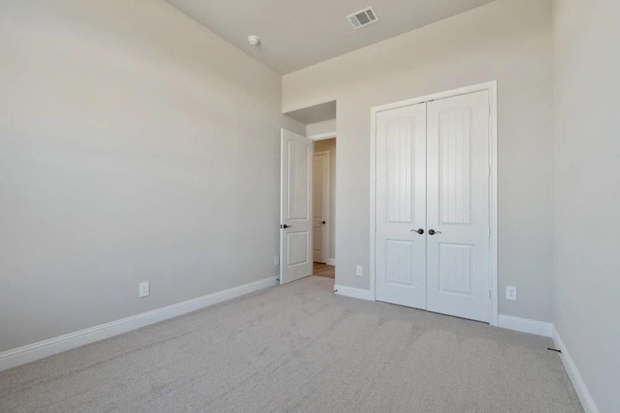 Bedroom | Concept 2586 at Hidden Creek Estates in Van Alstyne, TX by Landsea Homes