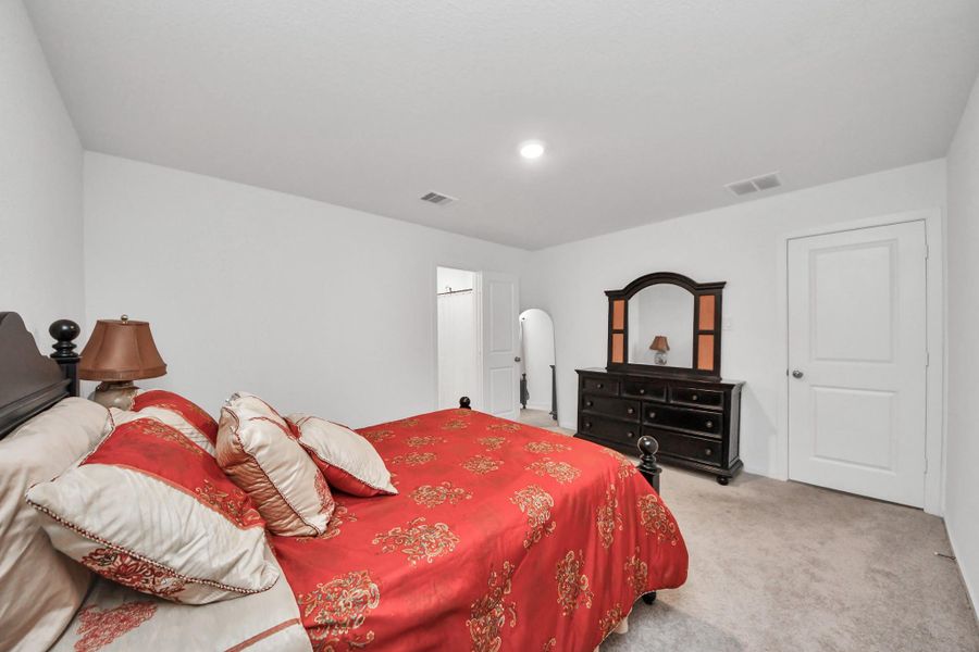 Furnished interior view inside a new home in The Grand Prairie, Hockley (Image 13). Furnished interior view inside a new home in The Grand Prairie, Hockley (Image 13).