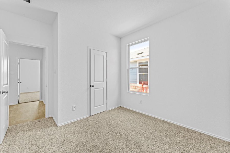 Spacious, unfurnished interior of a new home in , Kyle (Image 17).