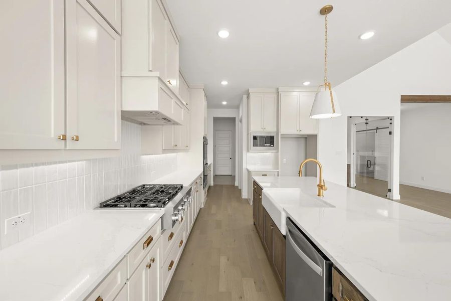 The Eastland II Kitchen