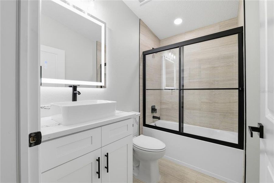 Furnished interior view inside a new home in , Webster (Image 15).