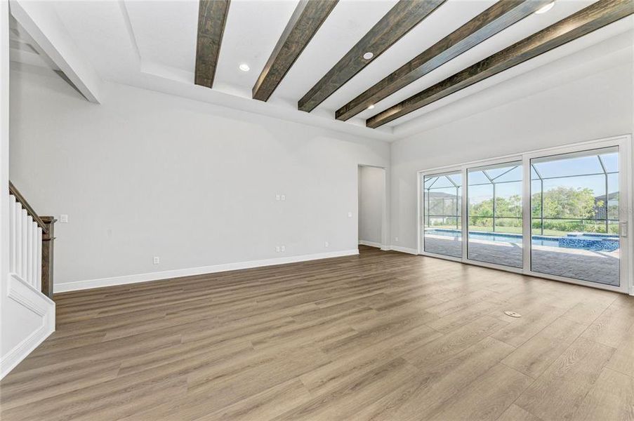 Spacious, unfurnished interior of a new home in , Venice (Image 18).