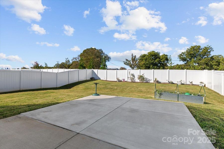 Community amenities in Wallace Springs, Statesville (Image 35). Community amenities in Wallace Springs, Statesville (Image 35).